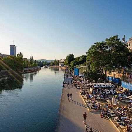 Live Centrally In A Spacious And Modern Apartment In Bécs Kültér fotó